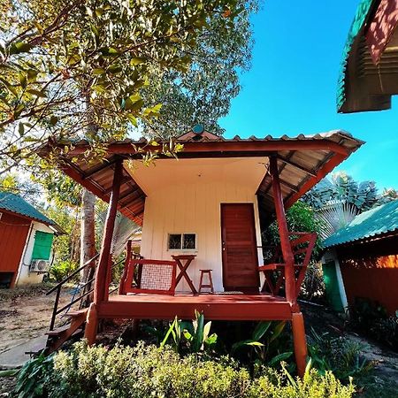 Lonely Groove Hotel เกาะช้าง ภายนอก รูปภาพ