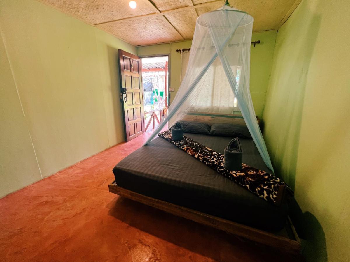 Lonely Groove Hotel เกาะช้าง ภายนอก รูปภาพ